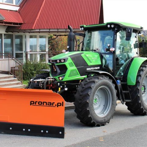 Zakup fabrycznie nowego ciągnika rolniczego