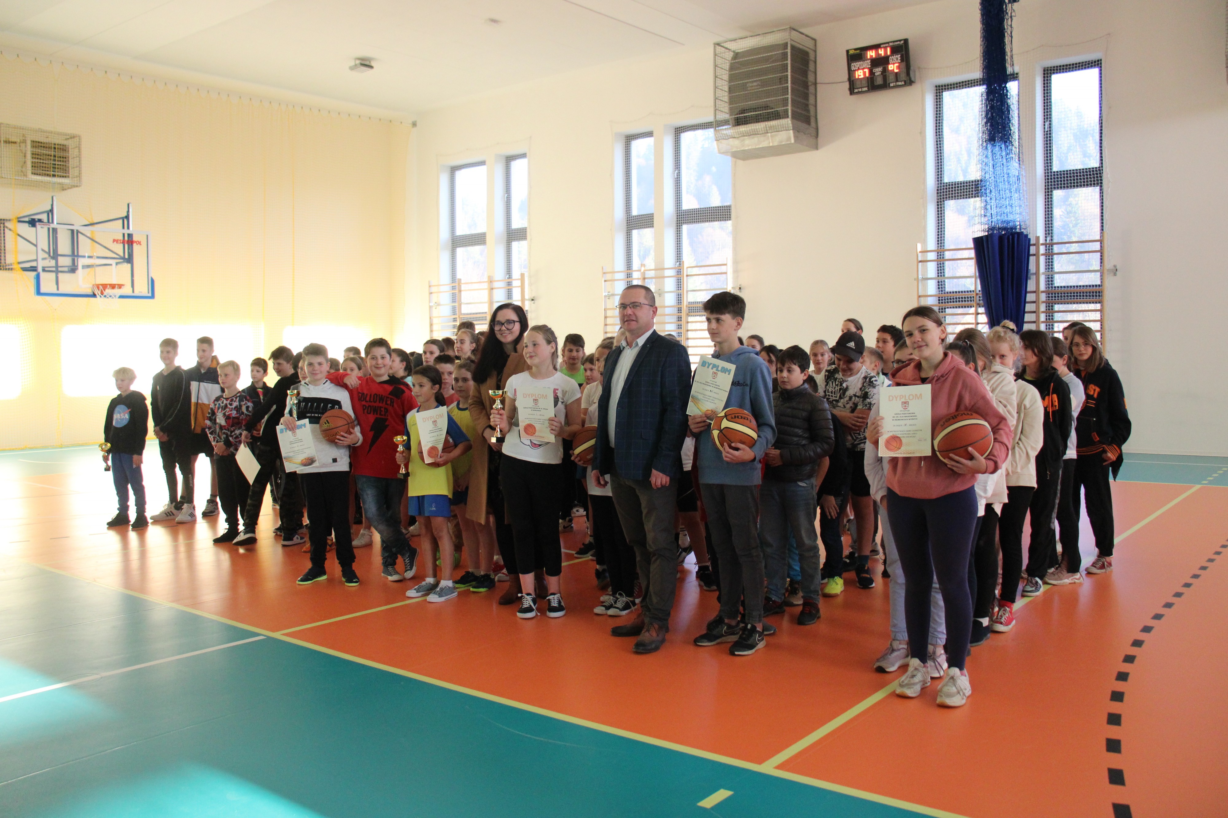 Mistrzostwa Gminy Czorsztyn w piłce koszykowej dzieci.