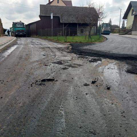 Modernizacja drogi gminnej ul. Trzech Koron w miejscowości Sromowce Wyżne, Gmina Czorsztyn.