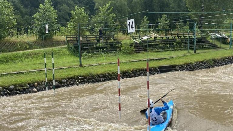 16 (Niestandardowy).jpeg