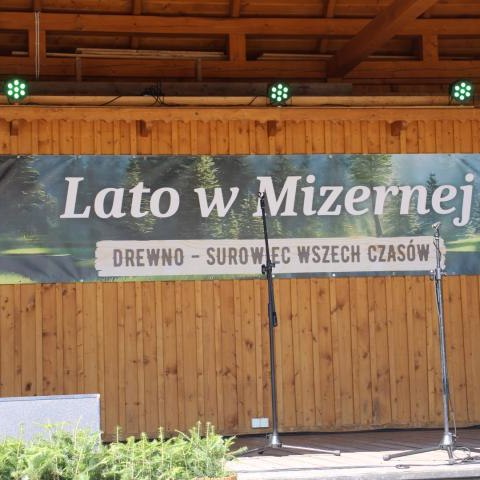 Festyn na Koszarach w Mizernej