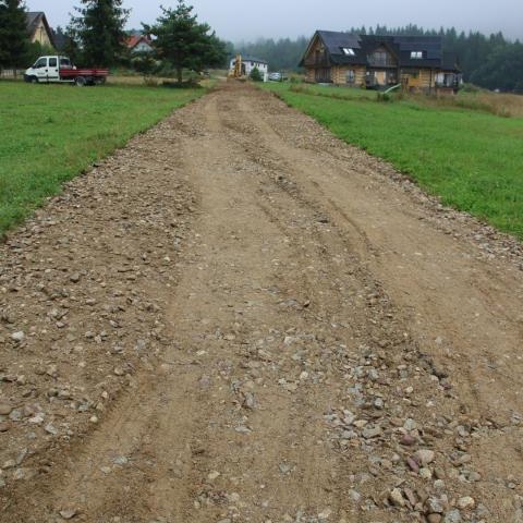 Remont drogi gminnej w Maniowach