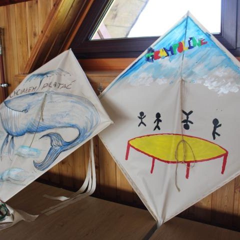 Warsztaty z robienia latawców dla dzieci i młodzieży