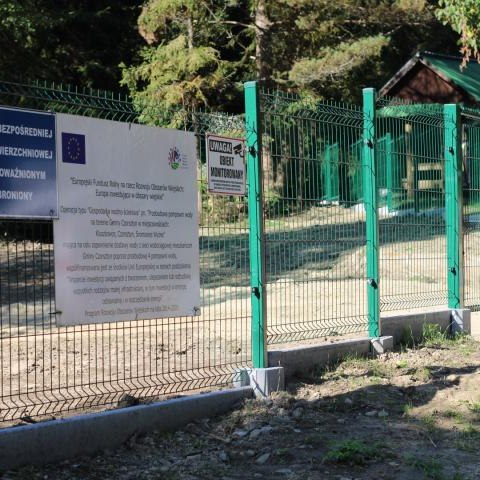 Prace porządkowe na terenie stacji ujęcia wody w Kluszkowcach