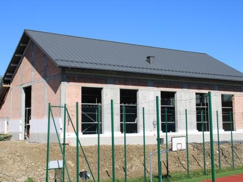 Kolejny etap prac sali gimnastycznej w Kluszkowcach
