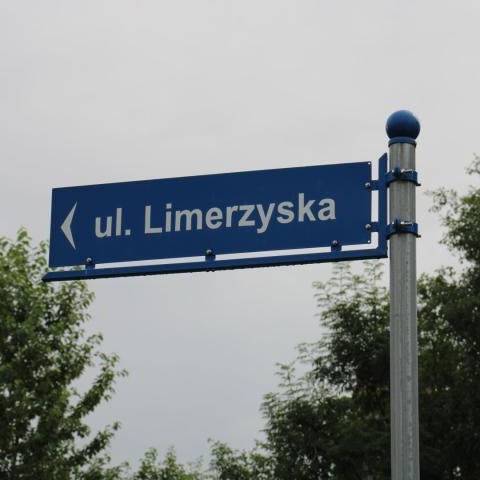 Ulica Limierzyska w Maniowach prawie gotowa