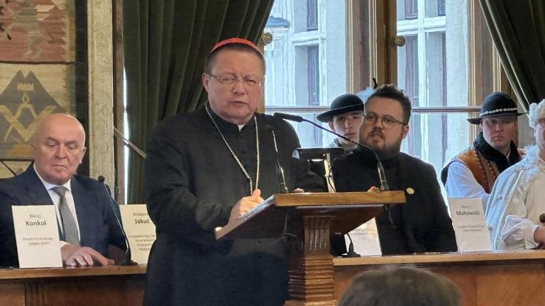 3 (Niestandardowy).jpeg