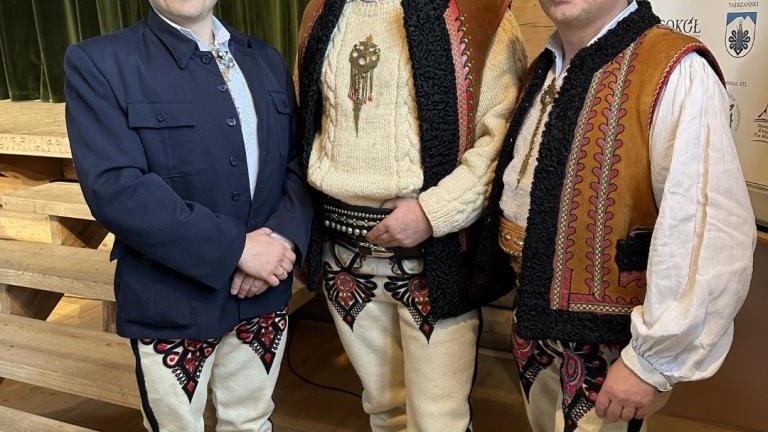 received_766077695396231 (Niestandardowy).jpeg