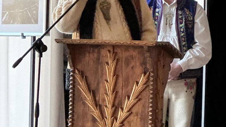 3 (Niestandardowy).jpeg