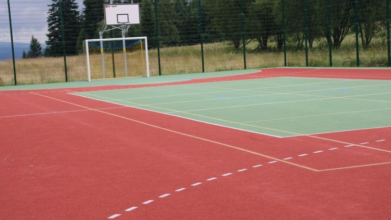 Boisko sportowe  Czorsztyn (Niestandardowy).JPG