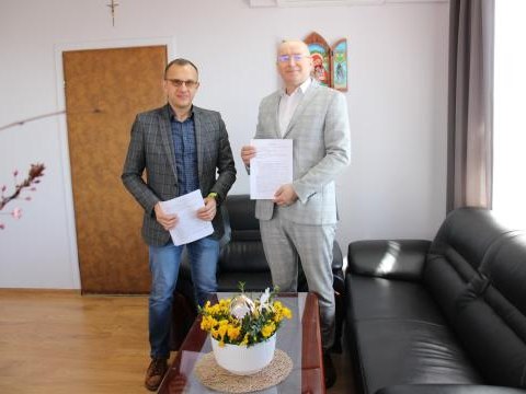 Podpisano umowę na opracowanie techniczne programu funkcjonalno-użytkowego lodowiska w Maniowach