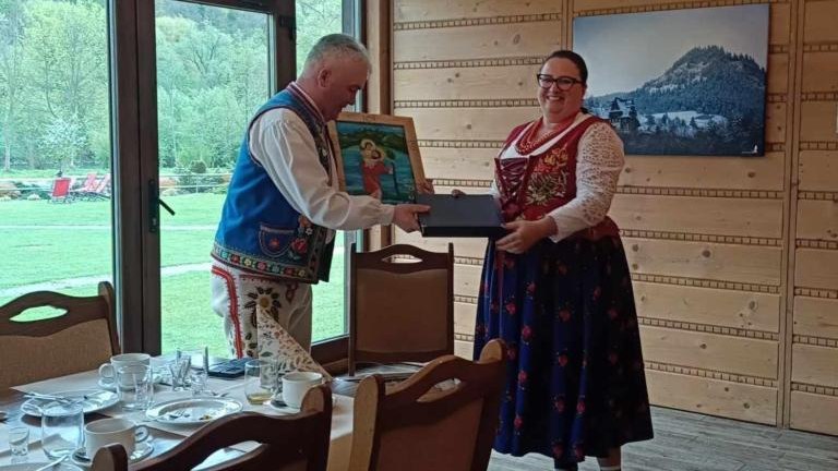 Messenger_creation_e3d56e80-d5ba-4ae8-810a-971ee647588c (Copy).jpeg