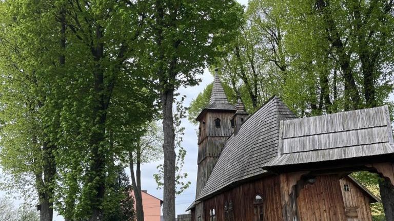 Messenger_creation_d37a1a92-d5ed-4e9e-a4e5-cddcb6acf2bb (Niestandardowy).jpeg