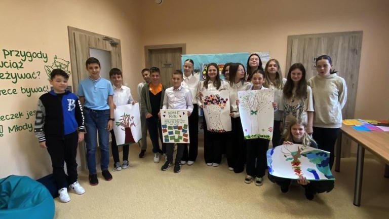 Messenger_creation_8c9ac56e-1158-4eac-afc5-e89651f508f2 (Niestandardowy).jpeg