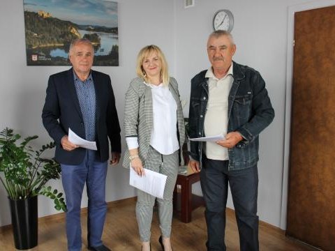 Podpisano umowę na remont ulicy Wojska Polskiego w Sromowcach Wyżnych