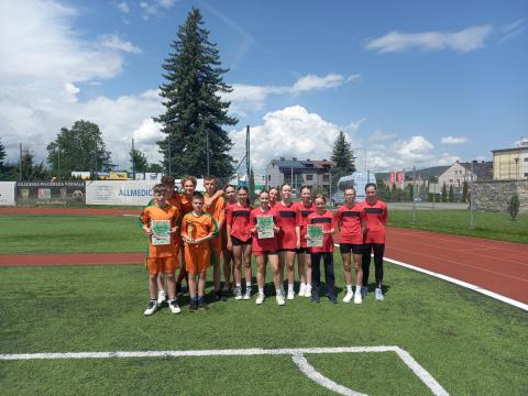 Drużyna męska z Maniów mistrzami powiatu w sztafecie szwedzkiej