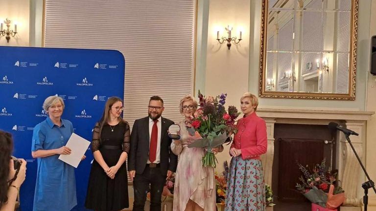 f9ad0526-77f0-4a11-b1f3-0950a733ec62 (Niestandardowy).jpg