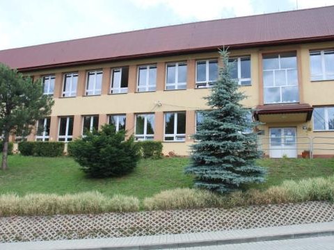 Rozpoczął się remont w szkole w Sromowcach Wyżnych