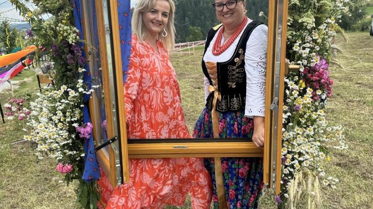 Messenger_creation_8aa00b67-92cb-4dc7-b16d-09febbfd7101 (Niestandardowy).jpeg