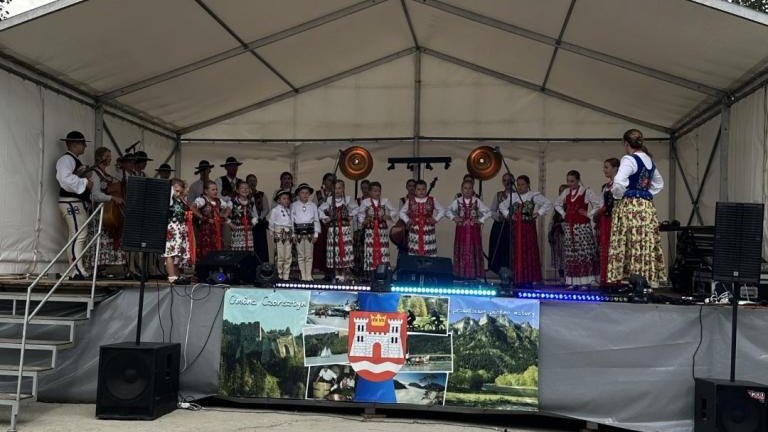 Messenger_creation_a6a00dee-b515-4aac-96a1-4e89026011e5 (Niestandardowy).jpeg