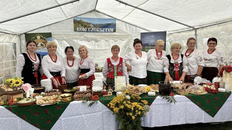 Messenger_creation_1a131ab9-8b2d-496f-b367-ea8c6c94aa85 (Niestandardowy).jpeg