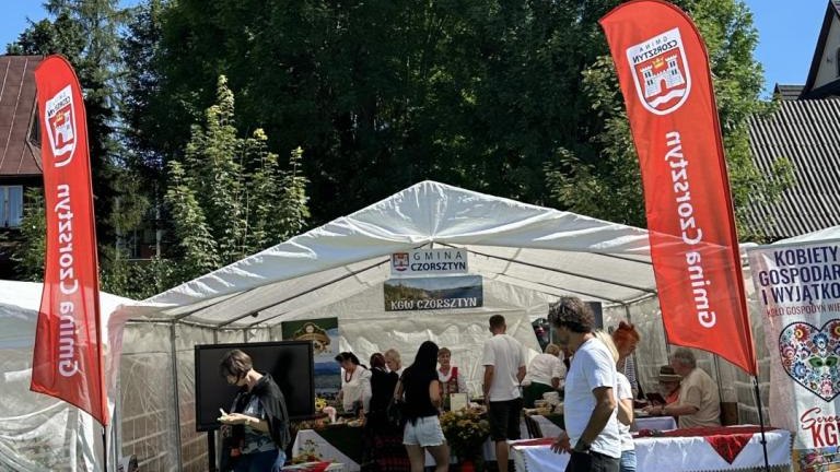 Messenger_creation_21151c57-cc85-4d03-81d2-8c35de1554cd (Niestandardowy).jpeg