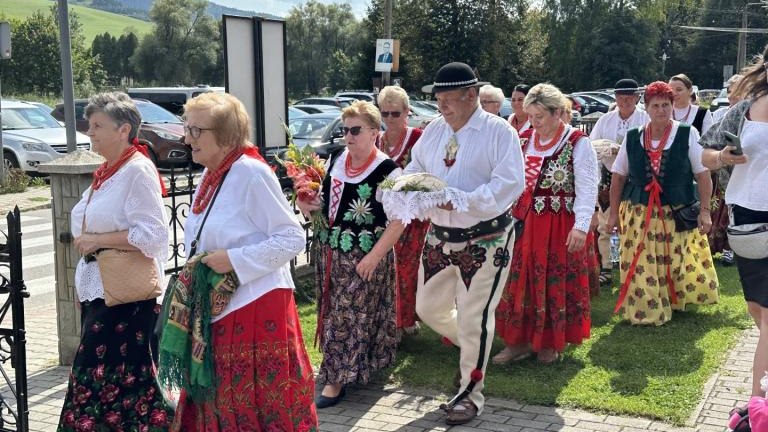 3 (20) (Niestandardowy).jpeg