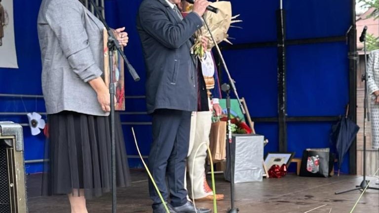 Messenger_creation_194AF5D3-1D4C-49CA-B5E1-461EC0CAD383 (Niestandardowy).jpeg