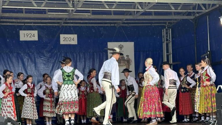 Messenger_creation_3C70710B-8852-455F-88DB-D2F90C93F09D (Niestandardowy).jpeg