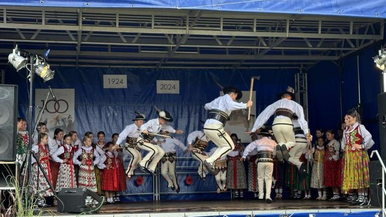 Messenger_creation_524F6B87-160E-4BC0-89AB-0B788BE31E44 (Niestandardowy).jpeg