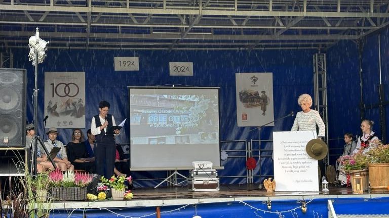 Messenger_creation_7C8EC62F-A464-4019-B544-54E4DF7BF5A0 (Niestandardowy).jpeg