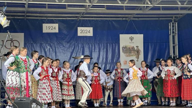 Messenger_creation_F1CF853D-B6E8-496D-BA26-D937F68688D2 (Niestandardowy).jpeg