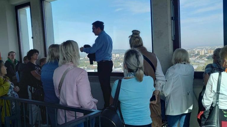 Messenger_creation_379D05FF-4812-4D7D-9D07-70CC843E3AE7 (Niestandardowy).jpeg