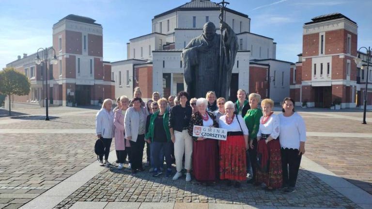 Messenger_creation_5BF37648-7D20-4516-BD1B-034AB3E03ED9 (Niestandardowy).jpeg