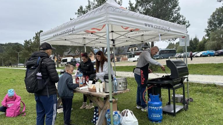 4 (Niestandardowy).jpeg