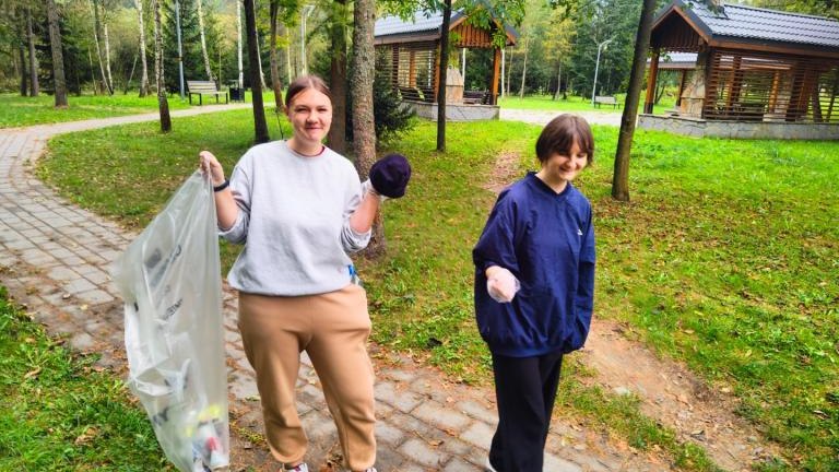 hdimg9ed1b8818a317befa42af9eabfd841 (Niestandardowy).jpg