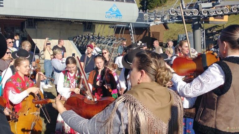 3 (4) (Niestandardowy).jpg