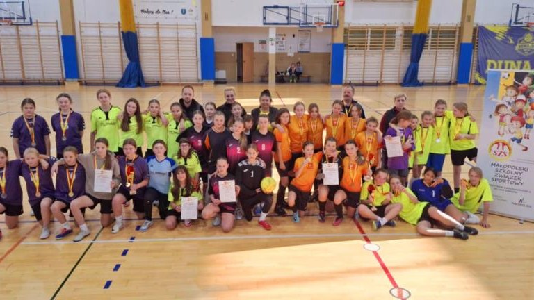 Messenger_creation_5C20B86F-0B46-4CD2-BAF1-034A22498D5B (Niestandardowy).jpeg