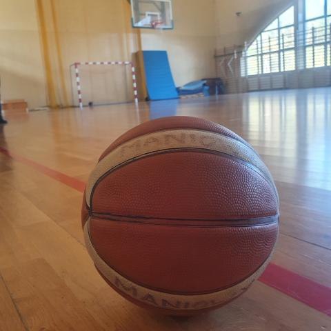 Sukces dziewcząt z Maniów – III miejsce w powiecie!