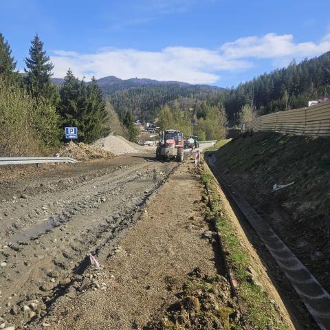 Dalszy ciąg prac na ul. Królówka w Kluszkowcach