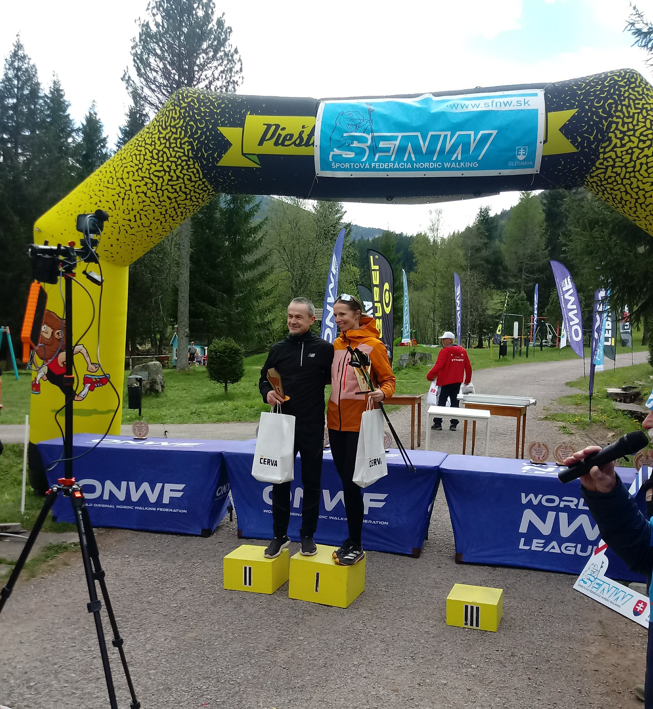 Zbigniew Jaworski zwycięzcą Otwartych Mistrzostw Słowacji w Nordic Walking