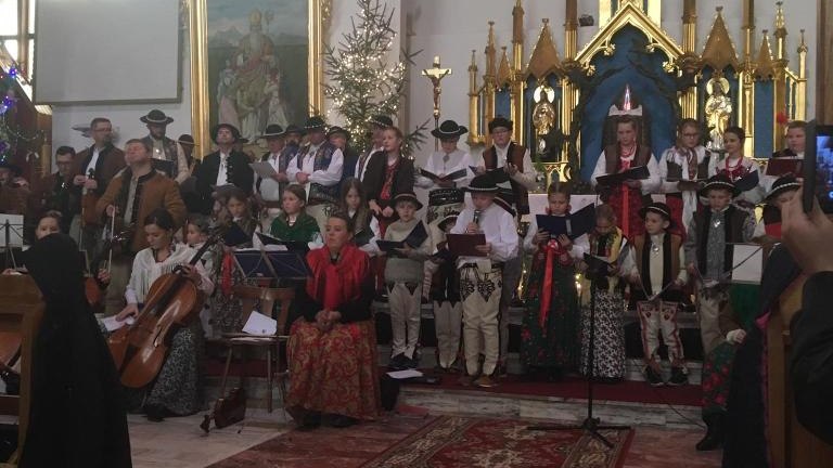 270188734_6949767255063653_7814720608125404358_n (768x1024).jpg