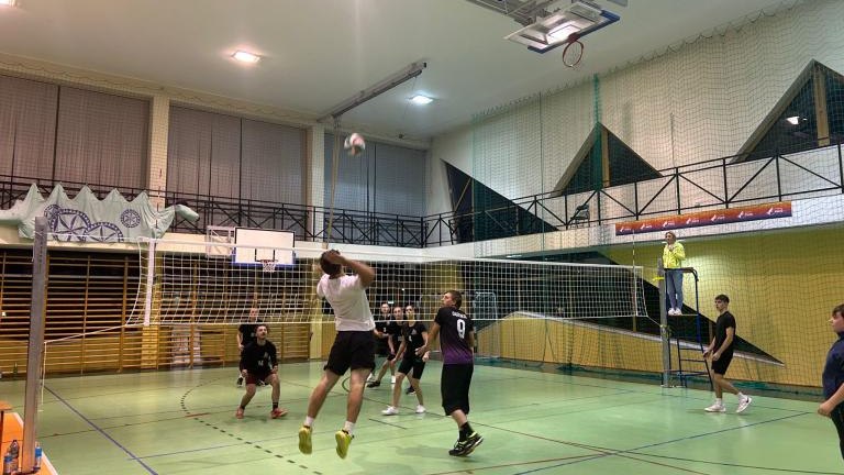 Rozgrywki siatkarskie (10).jpg