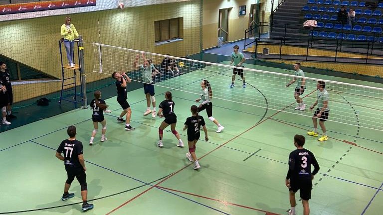 Rozgrywki siatkarskie (3).jpg