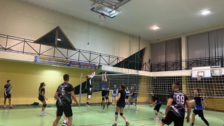Rozgrywki siatkarskie (8).jpg