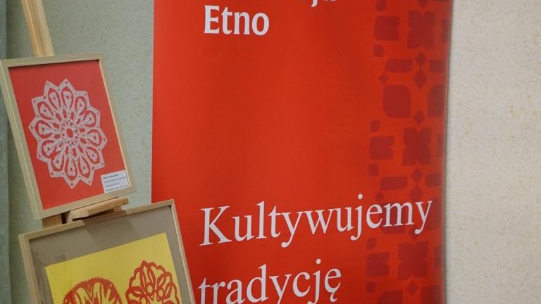 Kontrasty muzyki ludowej w Domu Kultury w Maniowach (5).jpg