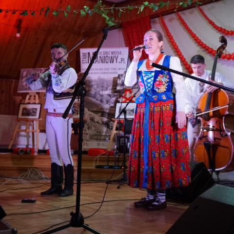 „Kontrasty muzyki ludowej” w Domu Kultury w Maniowach