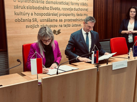 Umowa na realizację projektu „Smaki Pogranicza Polska i Słowacja przy jednym stole” podpisana