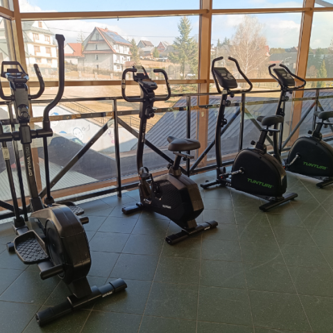 Nowe urządzenia do ćwiczeń dzięki inicjatywie Rady Rodziców