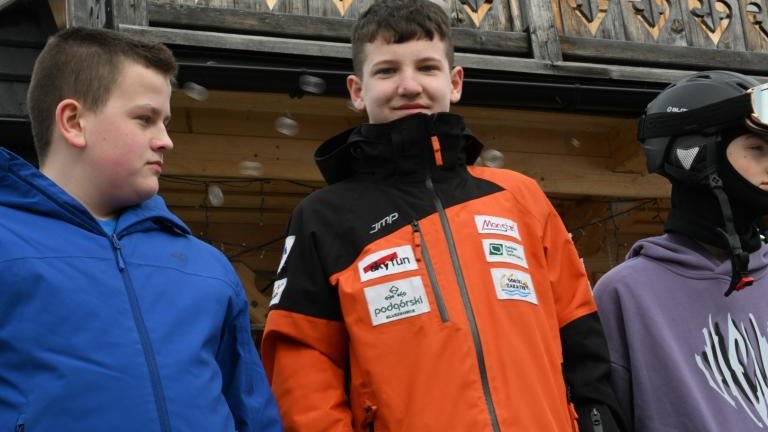 Młodzi sportowcy na stoku – zawody o Puchar Wójta Gminy Czorsztyn (214) (Duże).JPG